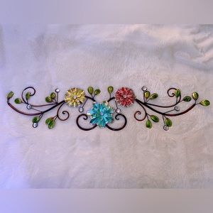Vintage Flower Wall Design